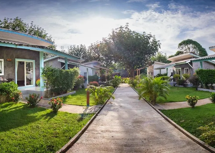 Enda Lanta Bungalows